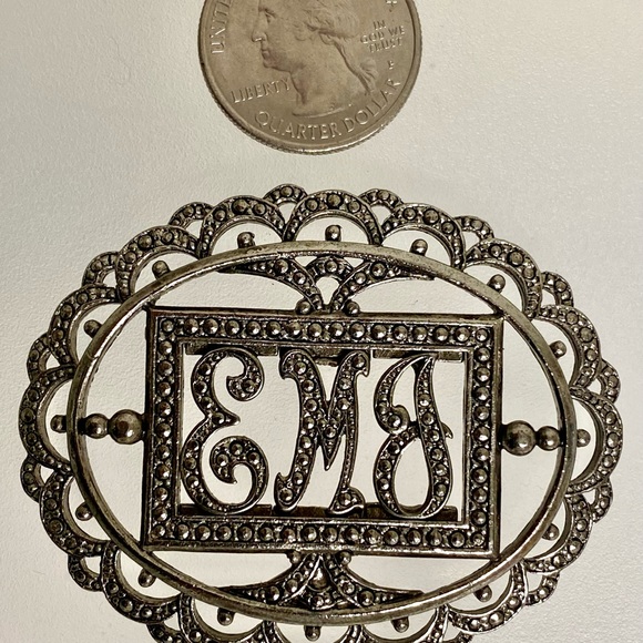 Vintage Miriam Haskell Brooch EMJ Initials - Picture 8 of 8